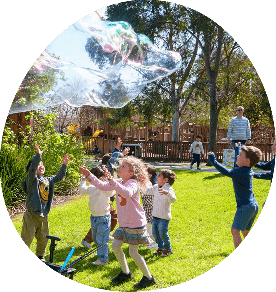 Giant bubbles adelaide 1 (1)