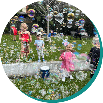 Giant Bubbles in Sydney (1)